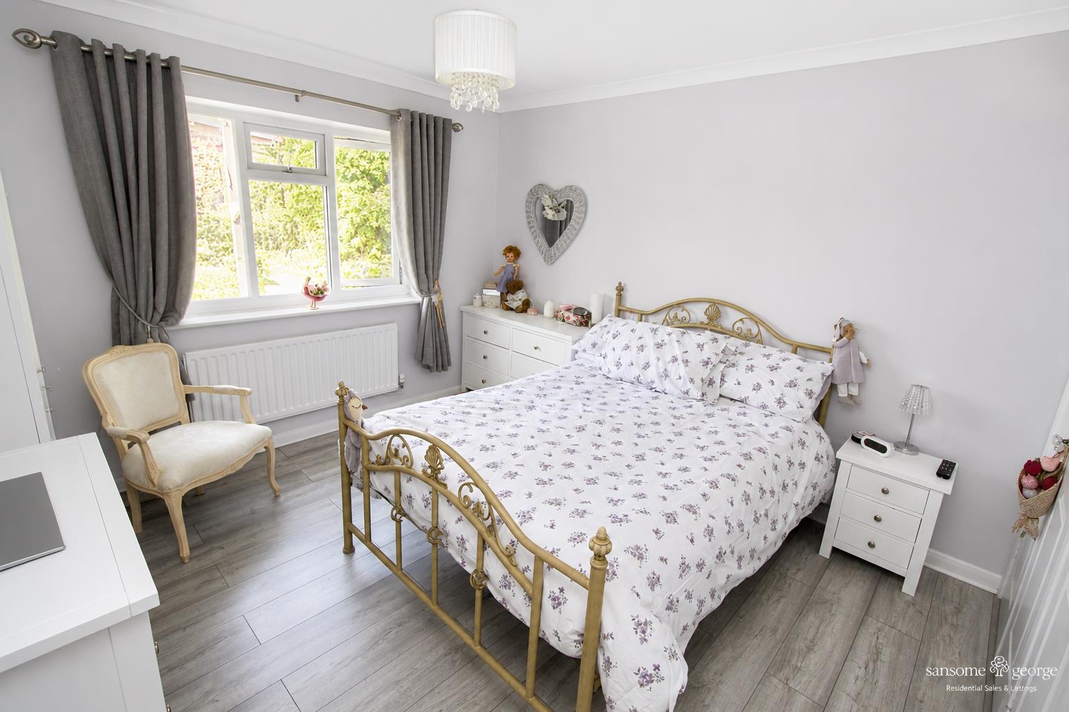 Broom Close, Calcot, Reading
